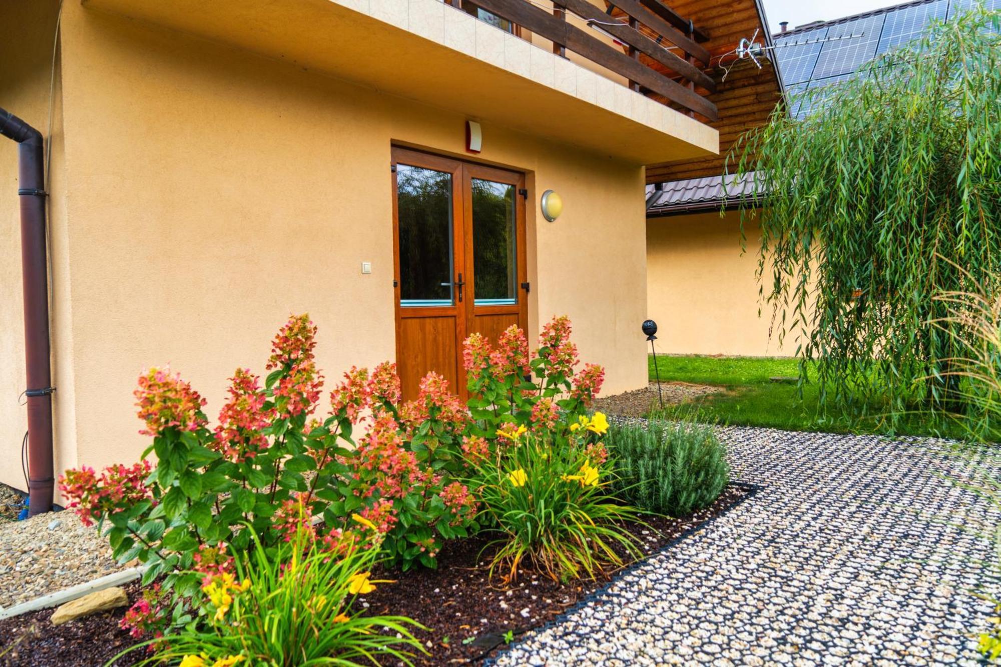 Caloroczne Domki W Bieszczadach "The Willows" Laczki Εξωτερικό φωτογραφία